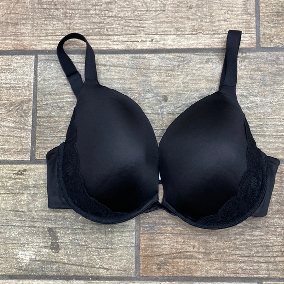 Secret Treasures Other - 🚨4/$21 Secret Treasures Black Push Up Bra